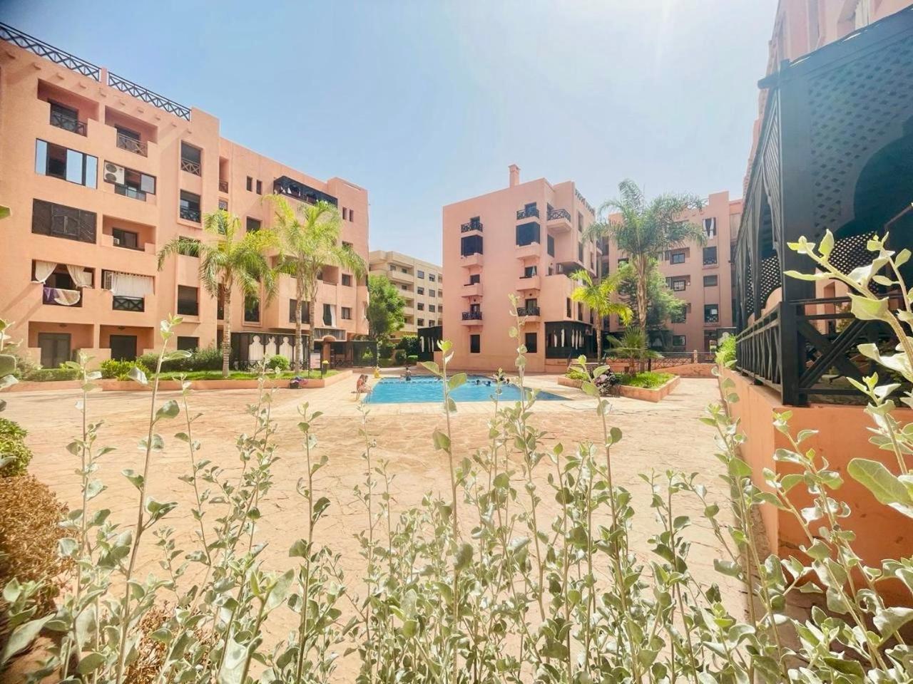 Oasis De Detente Avec Terrasse Et Vue Sur Piscine 마라케시 외부 사진